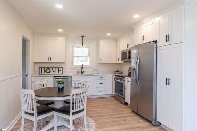 115 Bentwood Drive, Piedmont, SC 29673