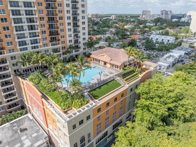 3232 SW 22nd Ter 607, Miami, FL 33145