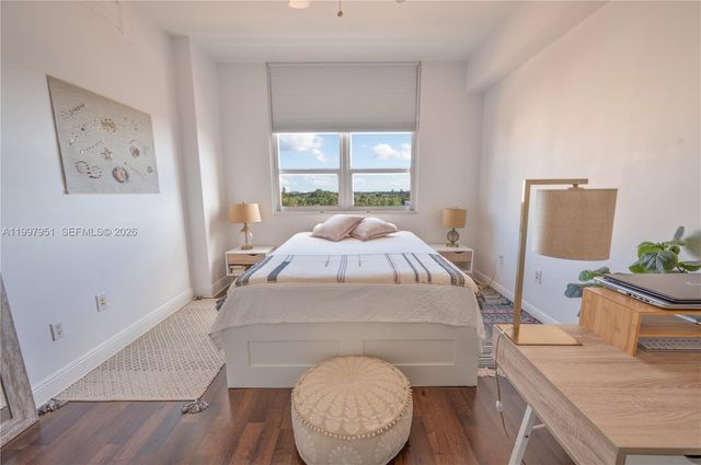 3232 SW 22nd Ter 607, Miami, FL 33145