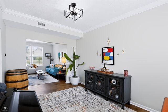 1049 Statesman Drive, Brownsburg, IN 46112