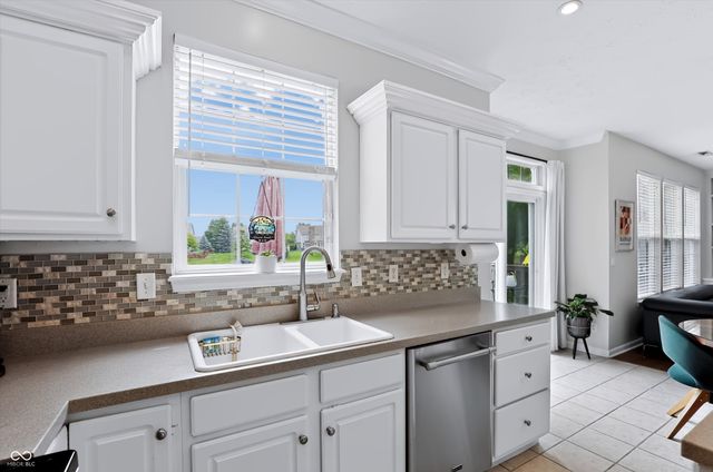 1049 Statesman Drive, Brownsburg, IN 46112