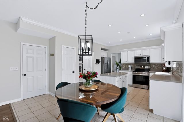 1049 Statesman Drive, Brownsburg, IN 46112