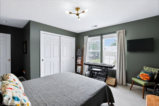 1049 Statesman Drive, Brownsburg, IN 46112