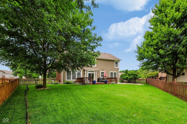 1049 Statesman Drive, Brownsburg, IN 46112