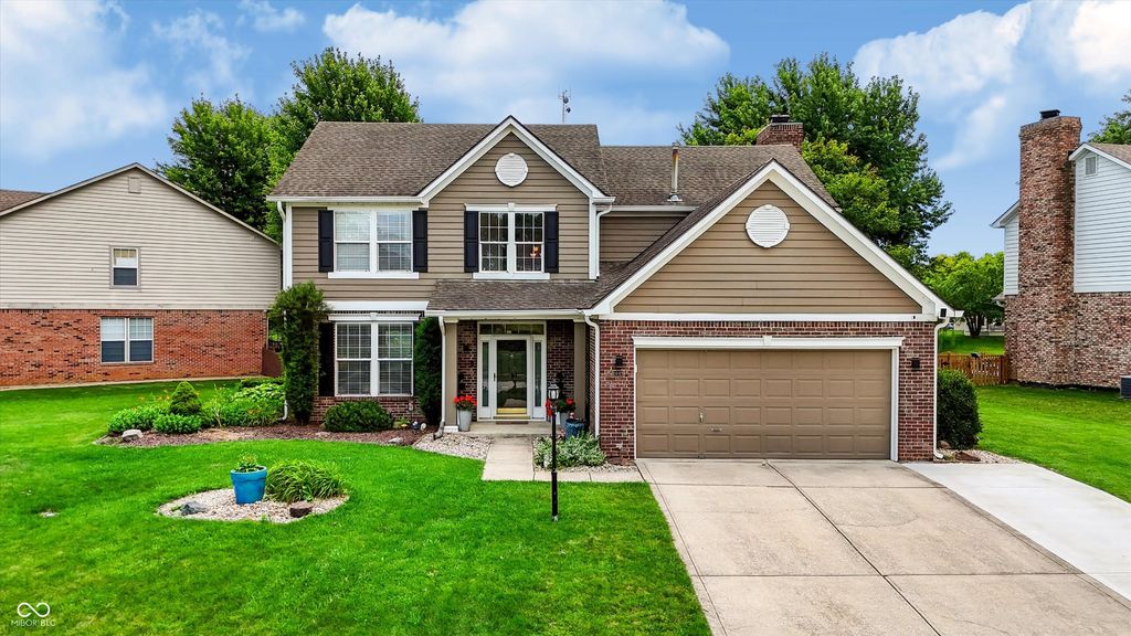 1049 Statesman Drive, Brownsburg, IN 46112