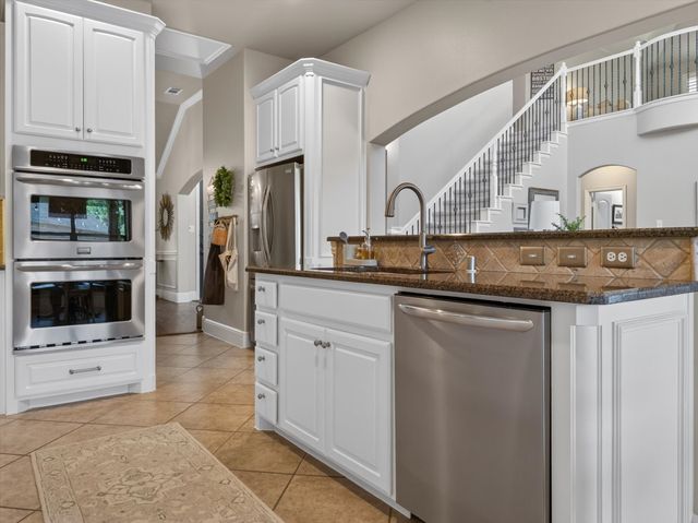 4201 Oxbow Drive, Mckinney, TX 75072