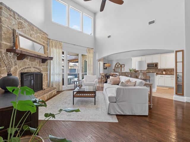 4201 Oxbow Drive, Mckinney, TX 75072