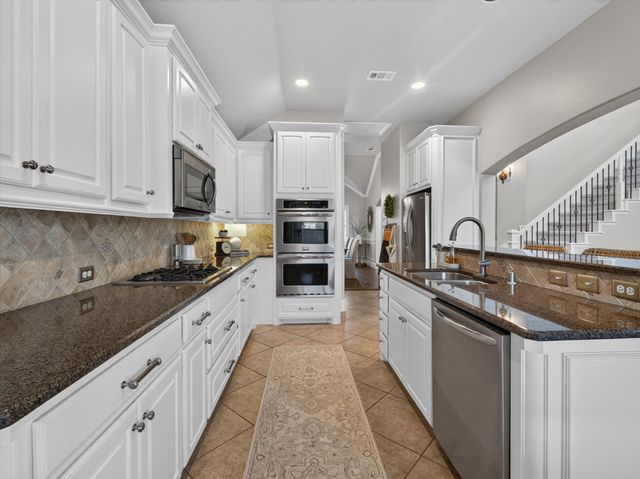 4201 Oxbow Drive, Mckinney, TX 75072