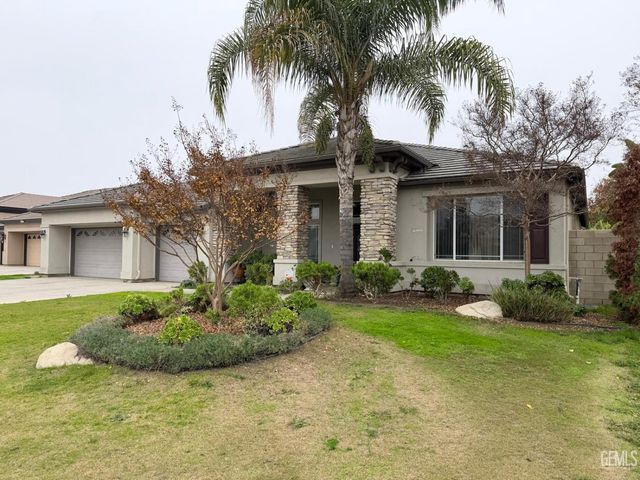 13115 Hinault Drive, Bakersfield, CA 93314