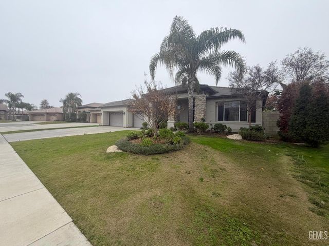 13115 Hinault Drive, Bakersfield, CA 93314