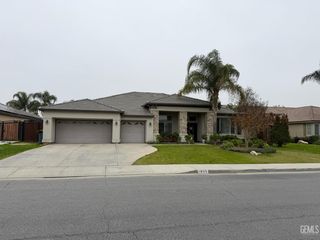 13115 Hinault Drive, Bakersfield, CA 93314