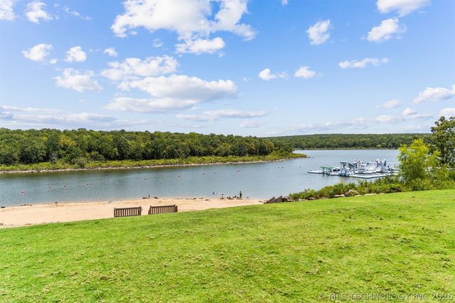 101 Lower Greenway, Carlton Landing, OK 74432