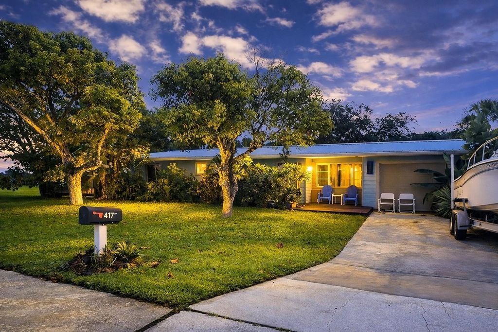 Image 3 of property listing at 617 GOODWIN AVENUE, New Smyrna Beach, FL 32169