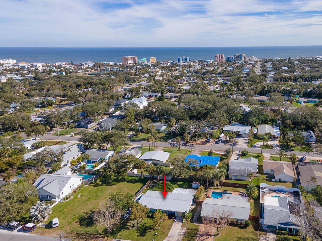 Image 8 of property listing at 617 GOODWIN AVENUE, New Smyrna Beach, FL 32169
