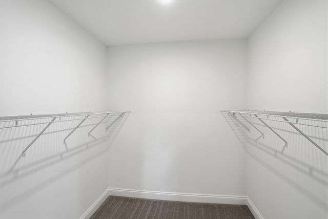 2 Valley Run Dr, Attleboro, MA 02703