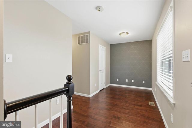 664 RICHMOND DR, Lancaster, PA 17601