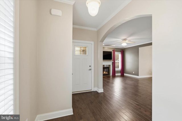 664 RICHMOND DR, Lancaster, PA 17601