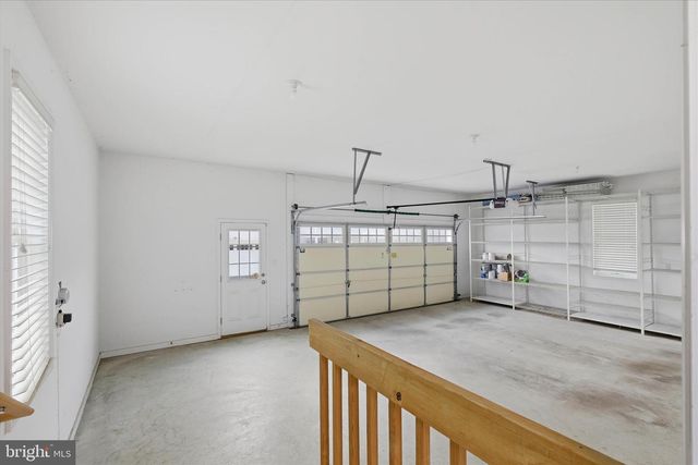 664 RICHMOND DR, Lancaster, PA 17601