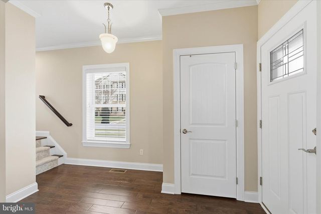 664 RICHMOND DR, Lancaster, PA 17601