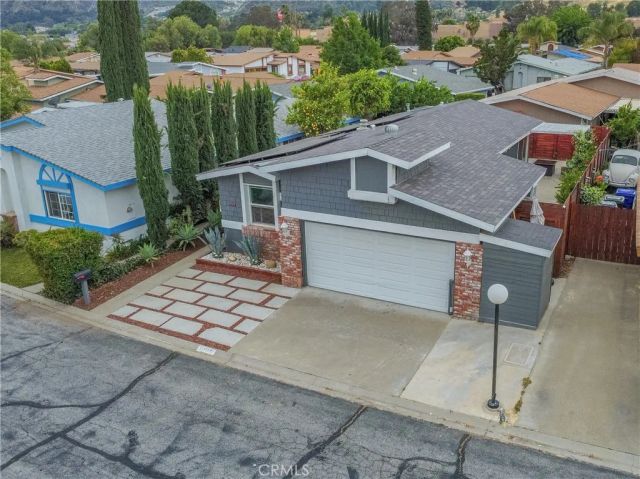 31919 Cinnabar, Castaic, CA 91384