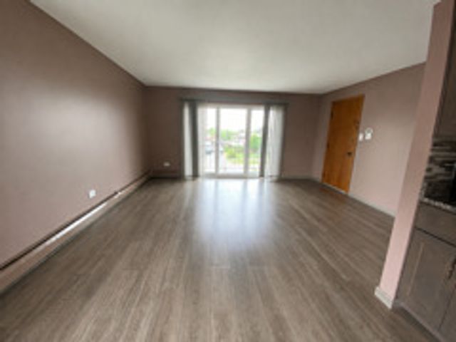 7816 W 79 Place 2, Bridgeview, IL 60455