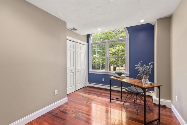 90 Northridge Dr, East Bridgewater, MA 02333