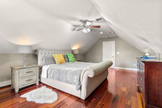 90 Northridge Dr, East Bridgewater, MA 02333