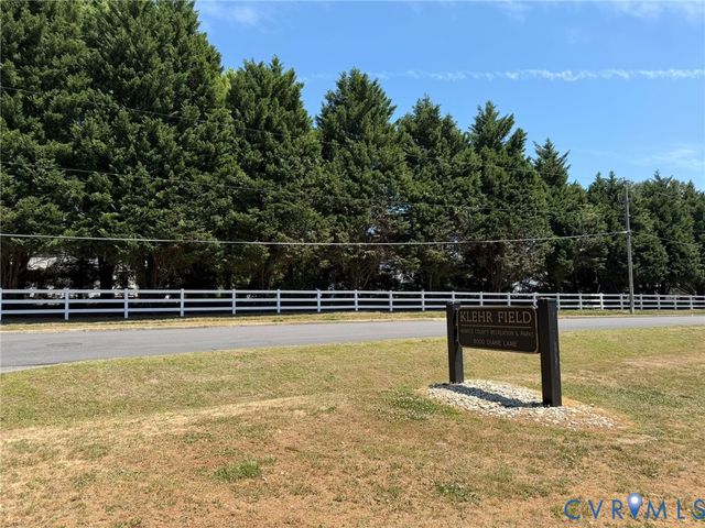 8017 Arbor Glen Pl, Henrico, VA 23227