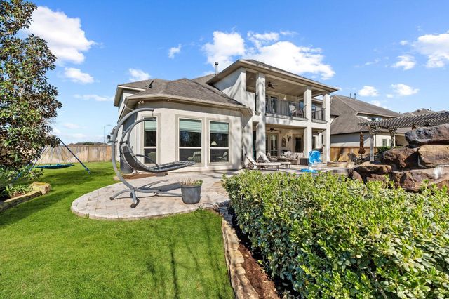 5131 Rowley Falls Lane, Sugar Land, TX 77479