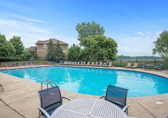 6597 Linwood Drive NE, Albertville, MN 55301