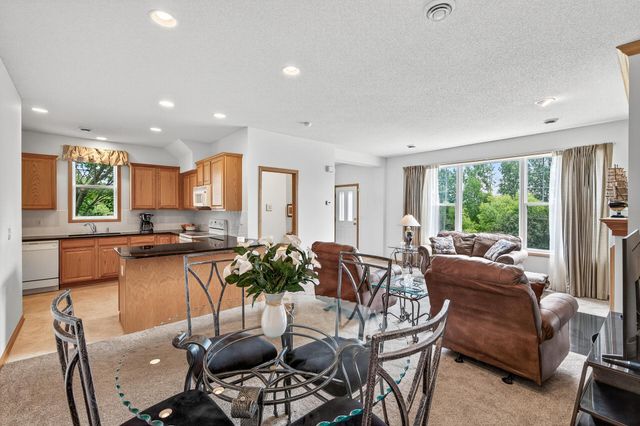 6597 Linwood Drive NE, Albertville, MN 55301