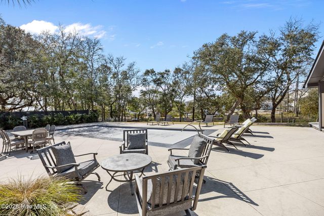 114 SW 14th Street, Oak Island, NC 28465