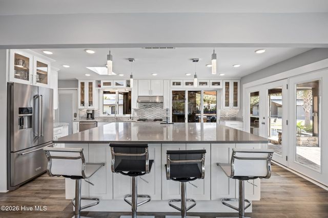 114 SW 14th Street, Oak Island, NC 28465