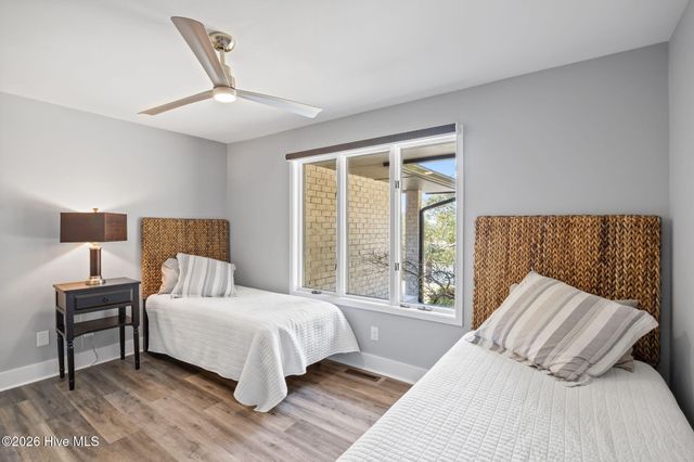 114 SW 14th Street, Oak Island, NC 28465