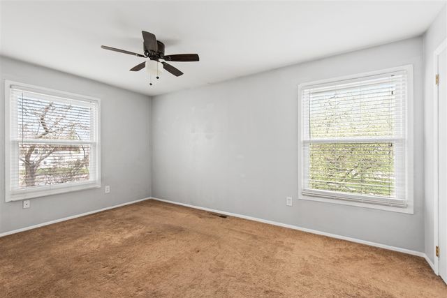 2806 Willow Ct Drive, Lake Orion, MI 48360