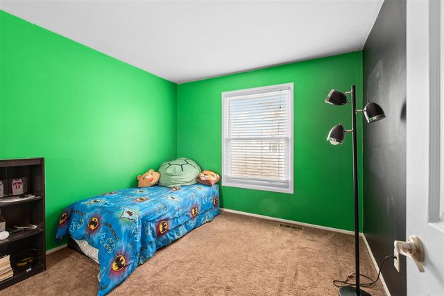 2806 Willow Ct Drive, Lake Orion, MI 48360
