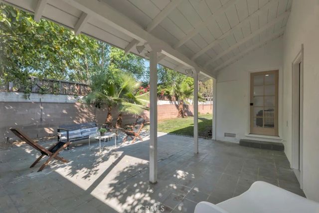16125 Haynes Street, Van Nuys, CA 91406