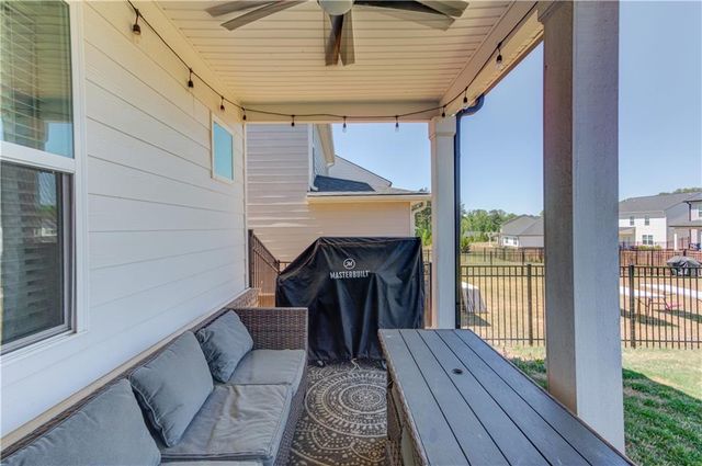 81 Mead Court, Hoschton, GA 30548