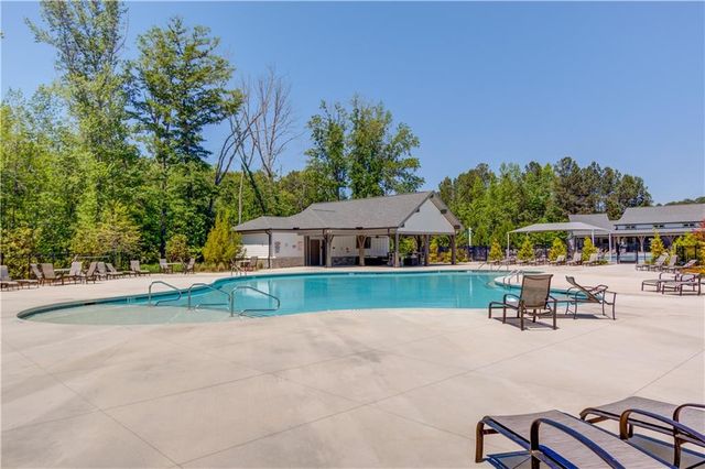 81 Mead Court, Hoschton, GA 30548
