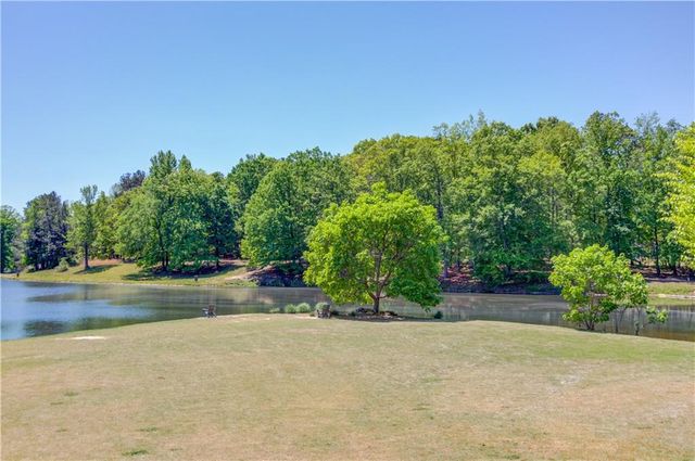 81 Mead Court, Hoschton, GA 30548