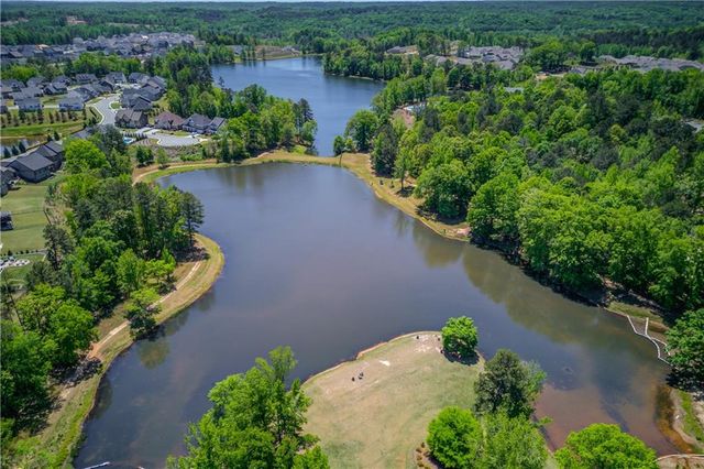 81 Mead Court, Hoschton, GA 30548