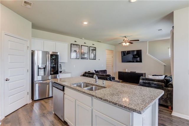 81 Mead Court, Hoschton, GA 30548