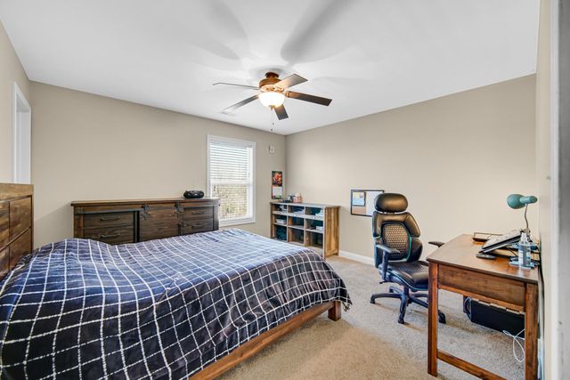853 E Shakespeare Drive, Valparaiso, IN 46383