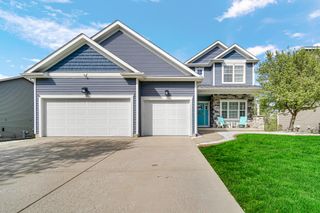853 E Shakespeare Drive, Valparaiso, IN 46383