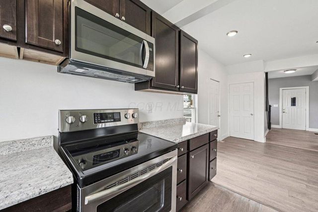 1025 HOWARD ST, Columbus, OH 43201