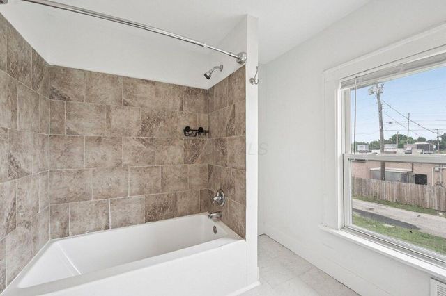 1025 HOWARD ST, Columbus, OH 43201