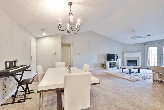 8002 Pinnacle Point Drive, West Chester, OH 45069