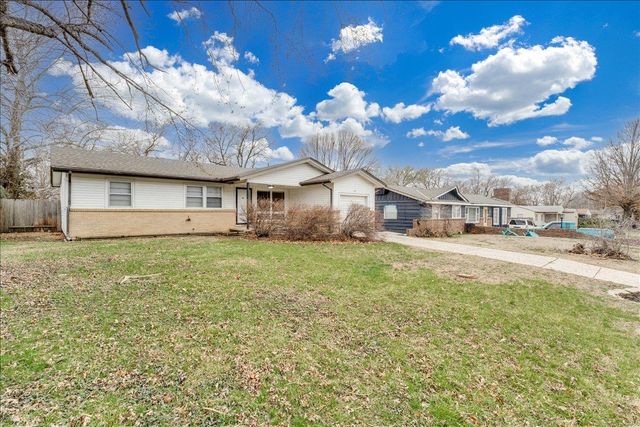 1411 E Ashford Dr., Park City, KS 67219