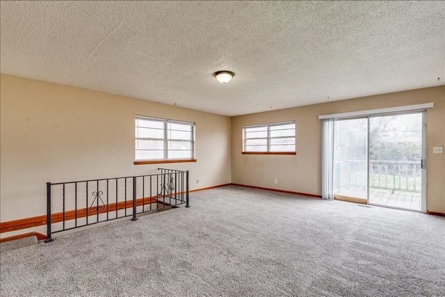 1411 E Ashford Dr., Park City, KS 67219