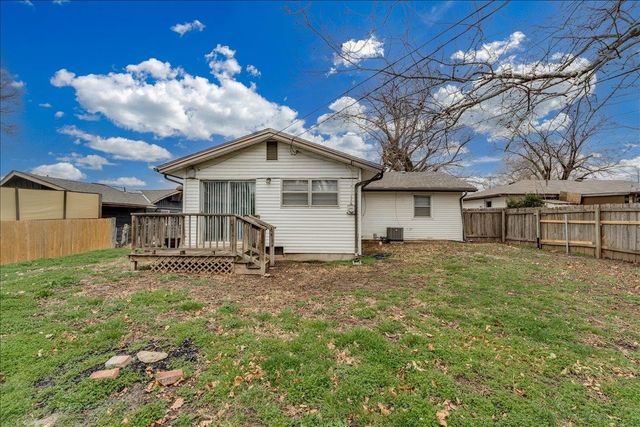 1411 E Ashford Dr., Park City, KS 67219